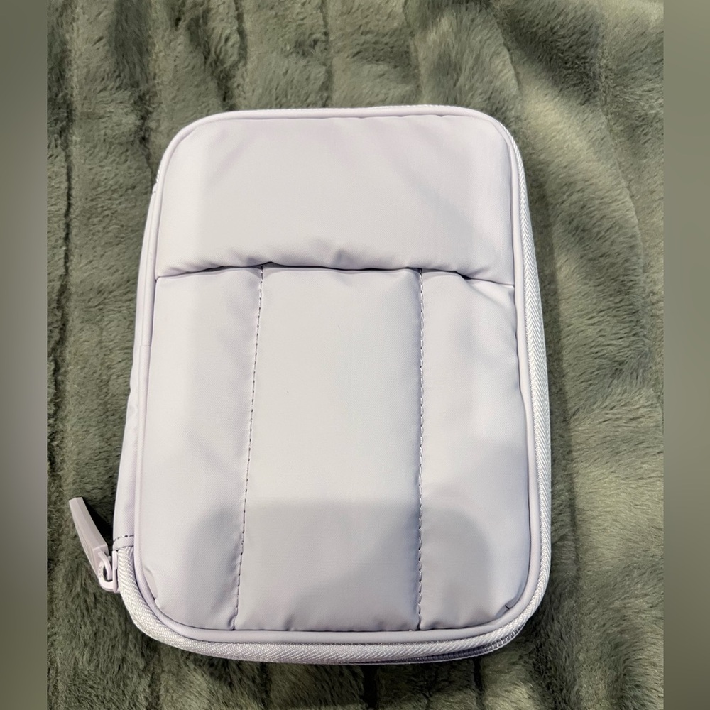 Calpak Luka Duffel in Orchid Monochrome with Passport case & Terra Clippable NEW - Picture 9 of 14